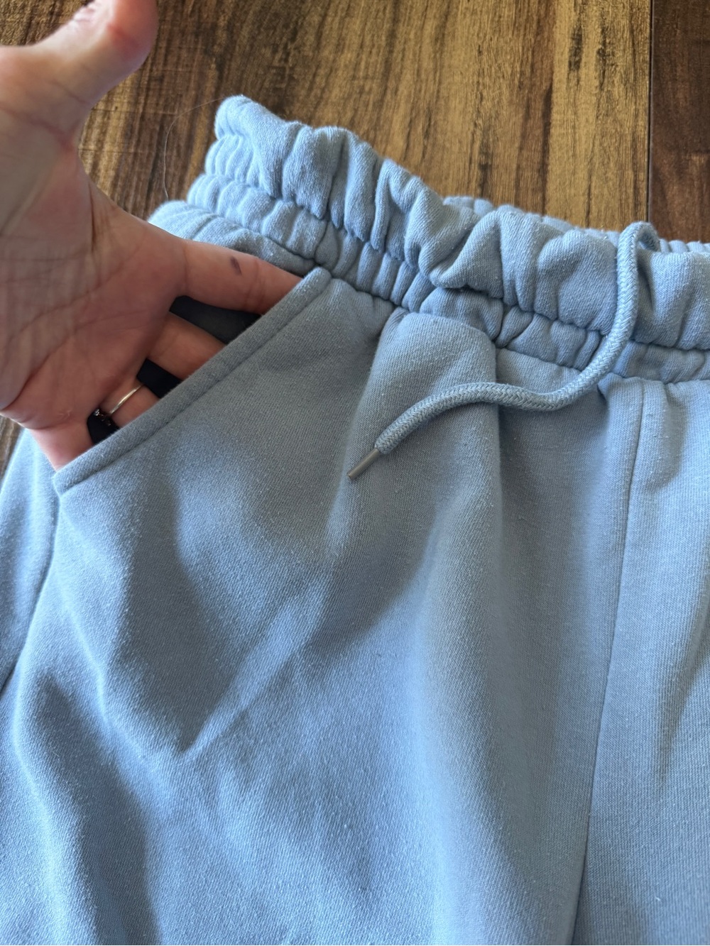 Women's Wide-Leg Drawstring Sweats in Light Blue - Picture 7 of 8